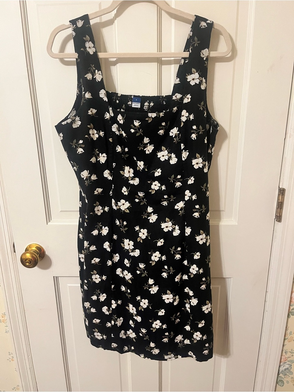 Old Navy Black Floral Sleeveless Dress - White Flower Print